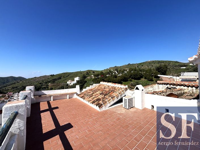 Image No.18-1 Bed Townhouse for sale