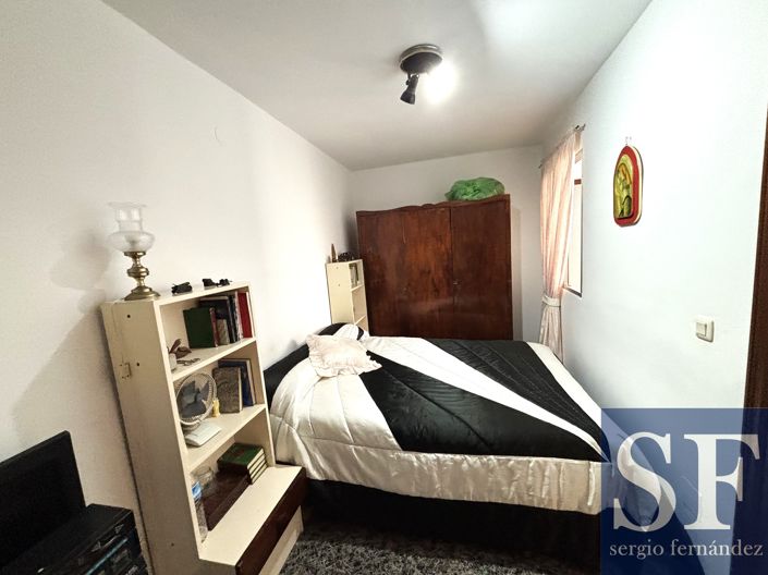 Image No.11-5 Bed Townhouse for sale