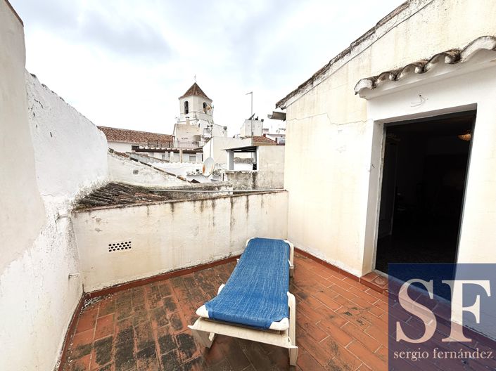 Image No.19-5 Bed Townhouse for sale