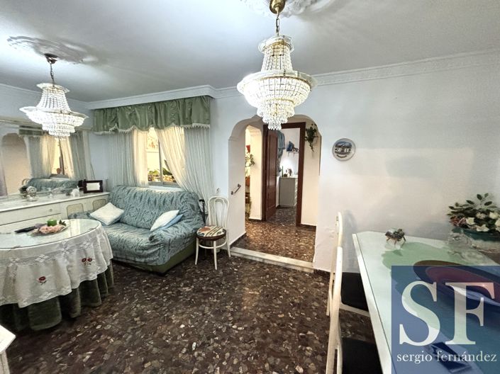 Image No.2-5 Bed Townhouse for sale