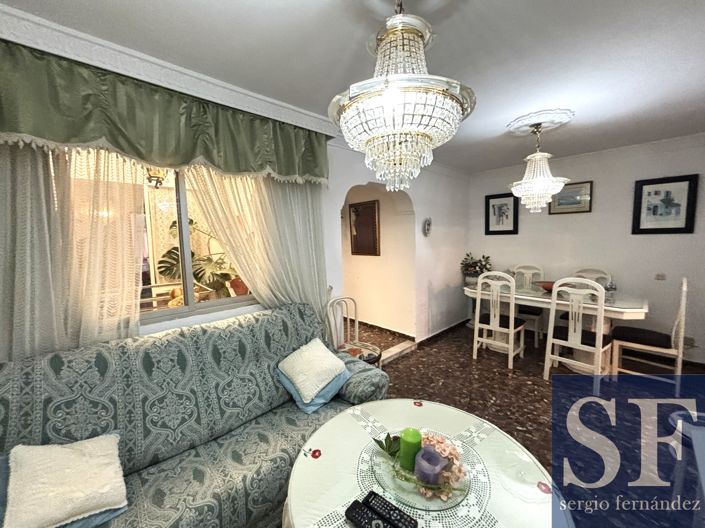 Image No.3-5 Bed Townhouse for sale