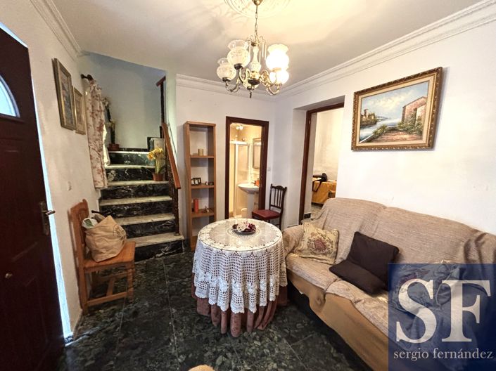 Image No.3-5 Bed Townhouse for sale