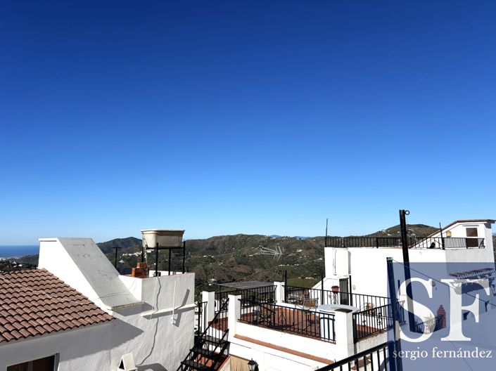 Image No.18-1 Bed Townhouse for sale