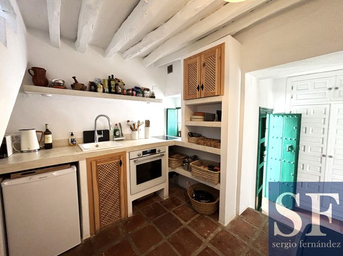 Image No.2-1 Bed Townhouse for sale