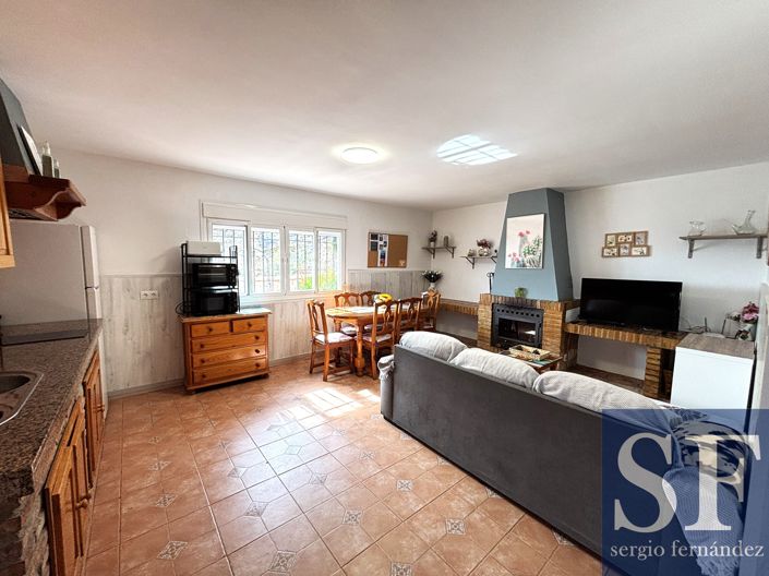 Image No.3-Villa de 3 chambres à vendre à Sayalonga