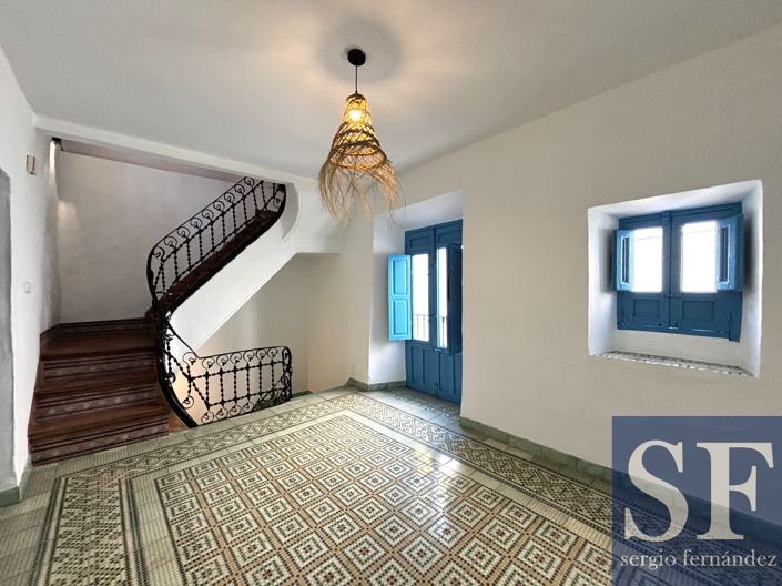 Image No.6-4 Bed Townhouse for sale