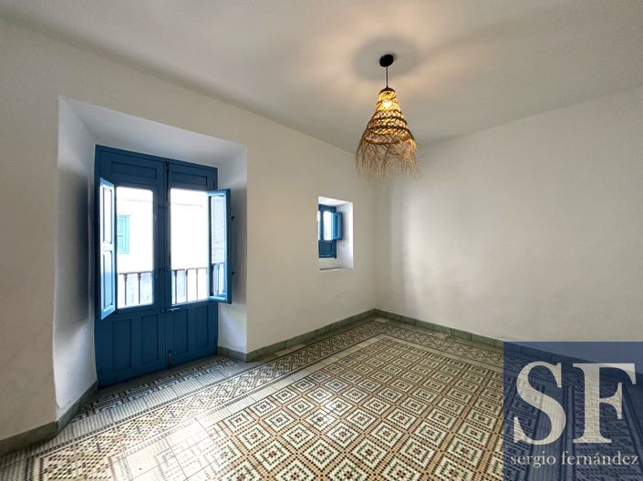 Image No.7-4 Bed Townhouse for sale