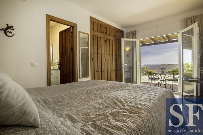 Image No.12-5 Bed Villa for sale