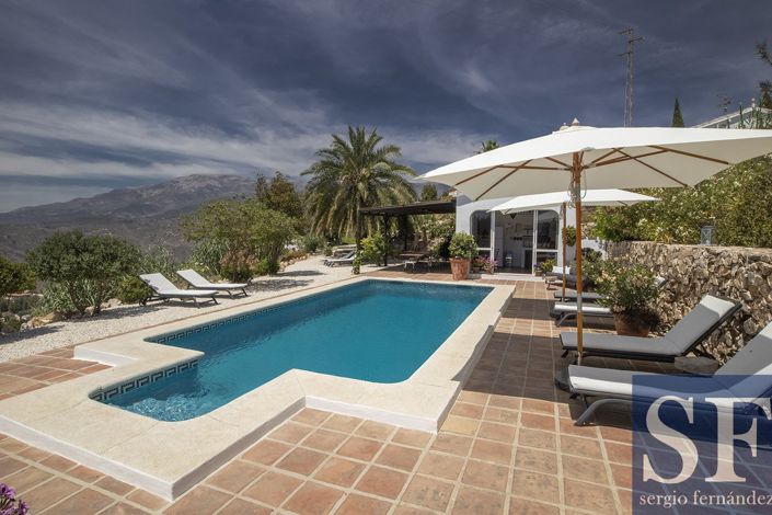 Image No.15-5 Bed Villa for sale