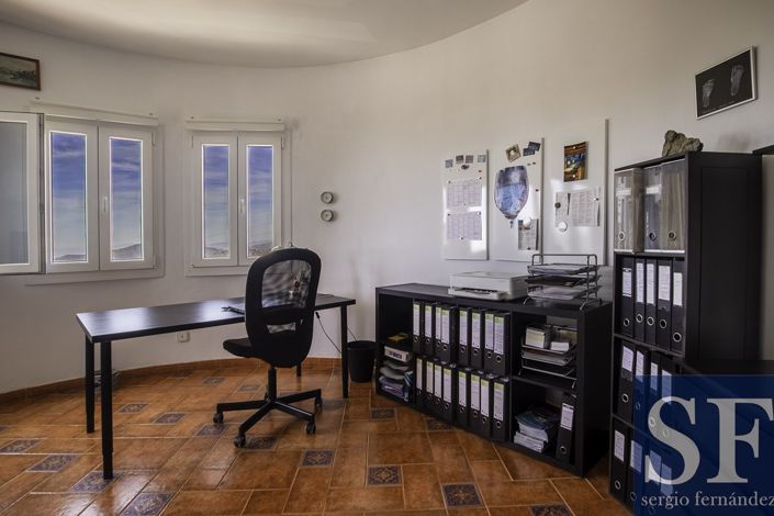 Image No.4-5 Bed Villa for sale