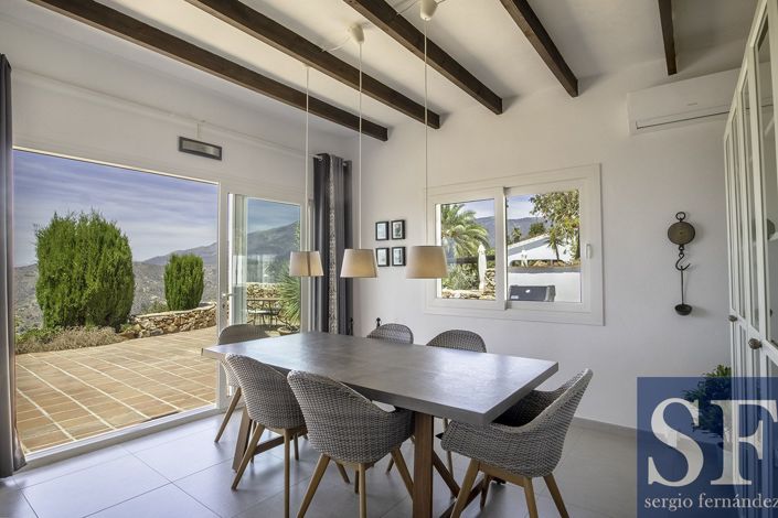 Image No.6-5 Bed Villa for sale