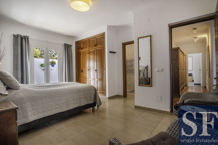 Image No.7-5 Bed Villa for sale