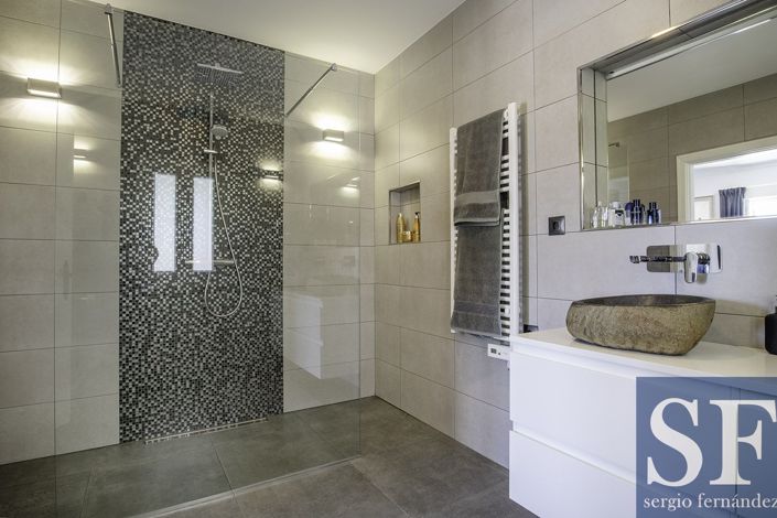 Image No.9-5 Bed Villa for sale