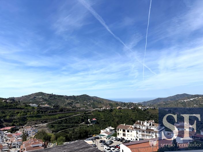 Image No.18-1 Bed Townhouse for sale