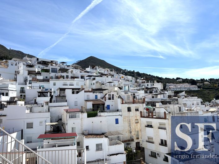 Image No.19-1 Bed Townhouse for sale