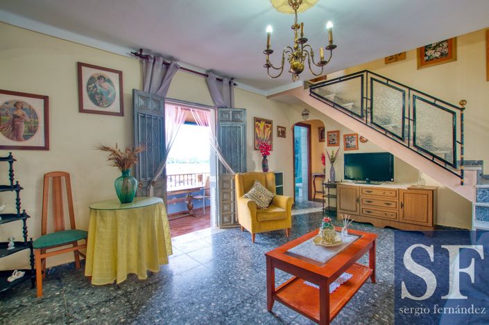 Image No.5-3 Bed Townhouse for sale