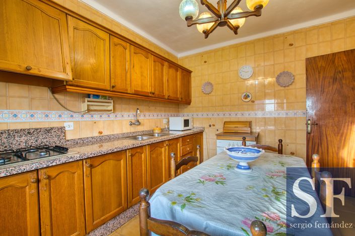 Image No.8-3 Bed Townhouse for sale