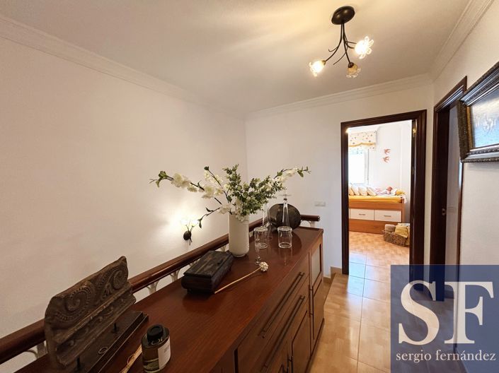 Image No.12-3 Bed Townhouse for sale