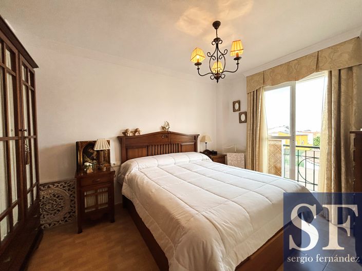 Image No.5-3 Bed Townhouse for sale