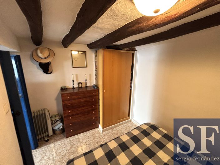 Image No.12-1 Bed Townhouse for sale