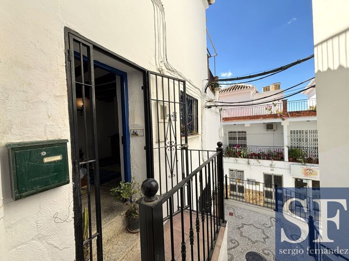 Image No.2-1 Bed Townhouse for sale