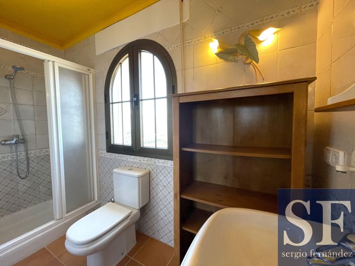 Image No.12-5 Bed Villa for sale