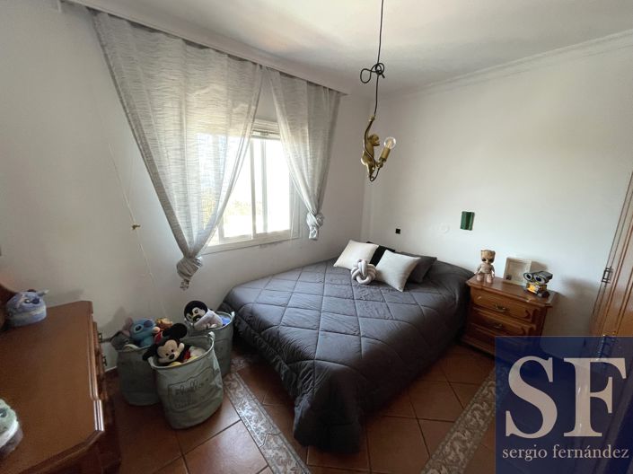 Image No.10-3 Bed Townhouse for sale