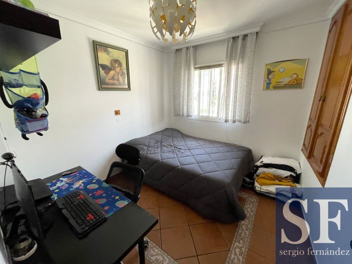Image No.12-3 Bed Townhouse for sale