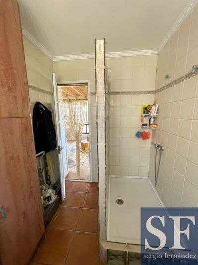Image No.16-3 Bed Townhouse for sale