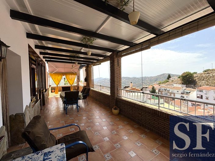 Image No.15-4 Bed Apartment for sale