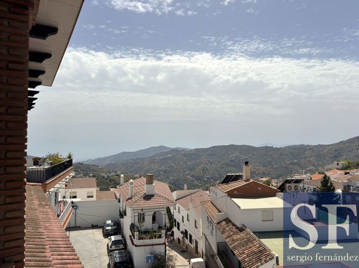 Image No.18-4 Bed Apartment for sale