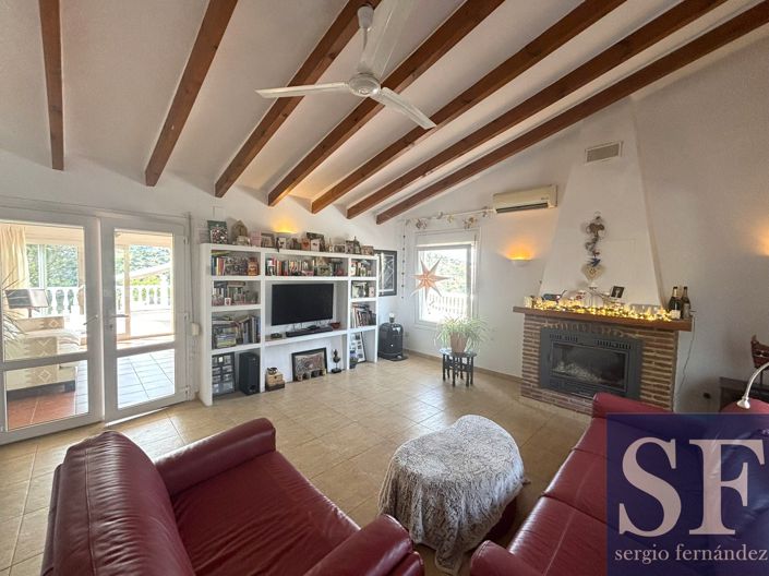 Image No.2-3 Bed Villa for sale