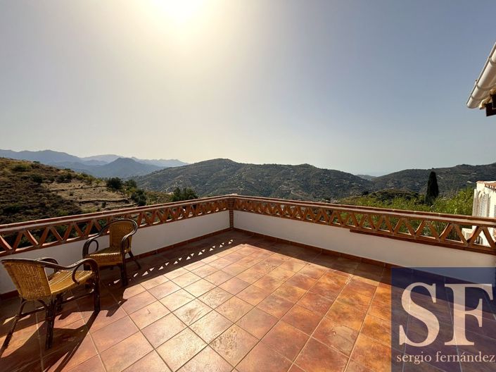 Image No.8-4 Bed Villa for sale