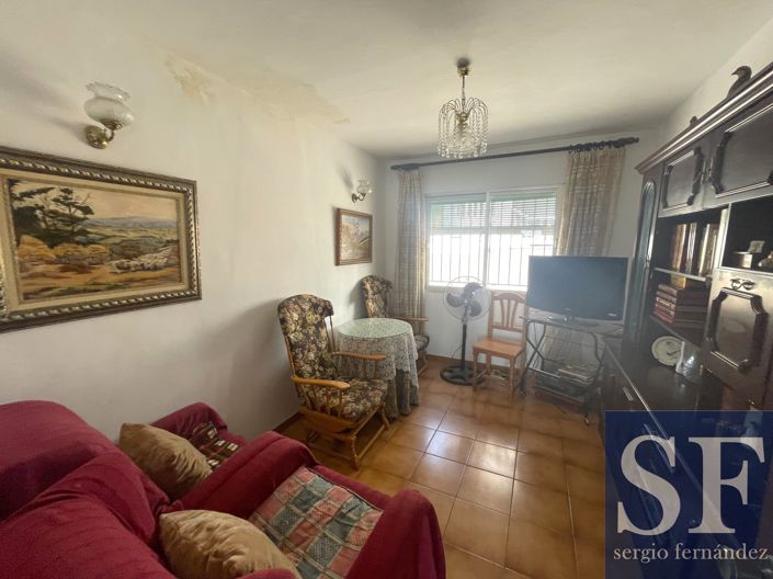 Image No.7-5 Bed Townhouse for sale