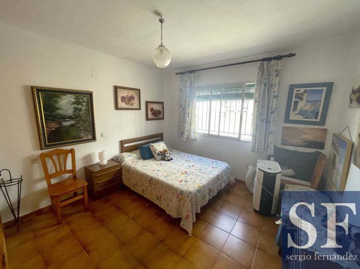 Image No.9-5 Bed Townhouse for sale