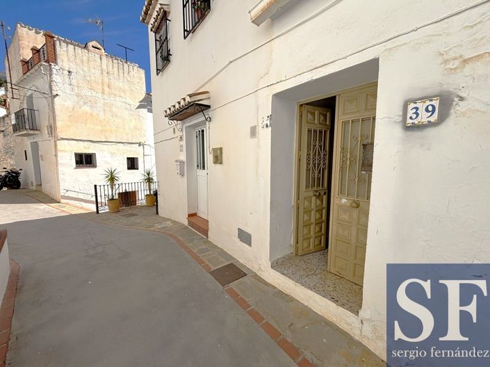 Image No.3-3 Bed Townhouse for sale
