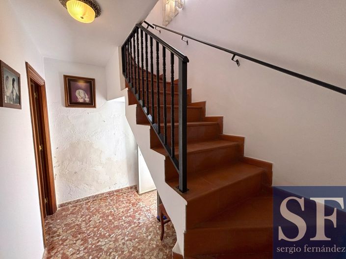 Image No.8-3 Bed Townhouse for sale