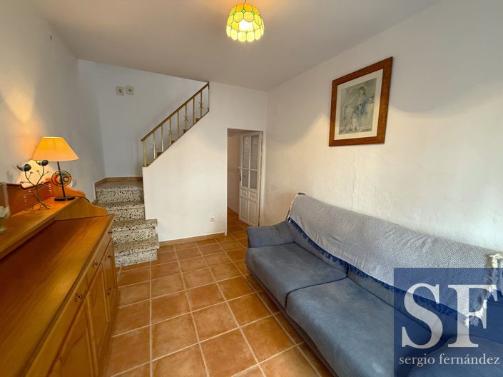 Image No.2-4 Bed Townhouse for sale