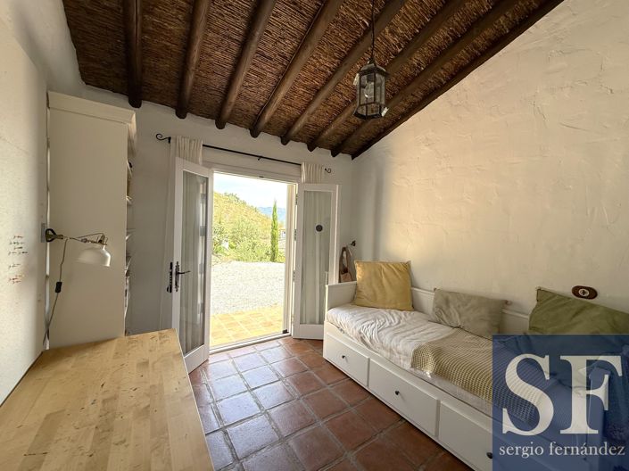 Image No.9-2 Bed Villa for sale