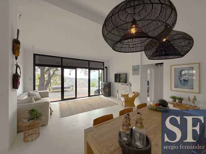 Image No.5-2 Bed Villa for sale