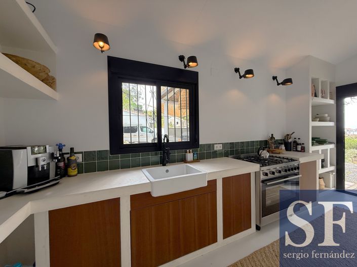 Image No.8-2 Bed Villa for sale