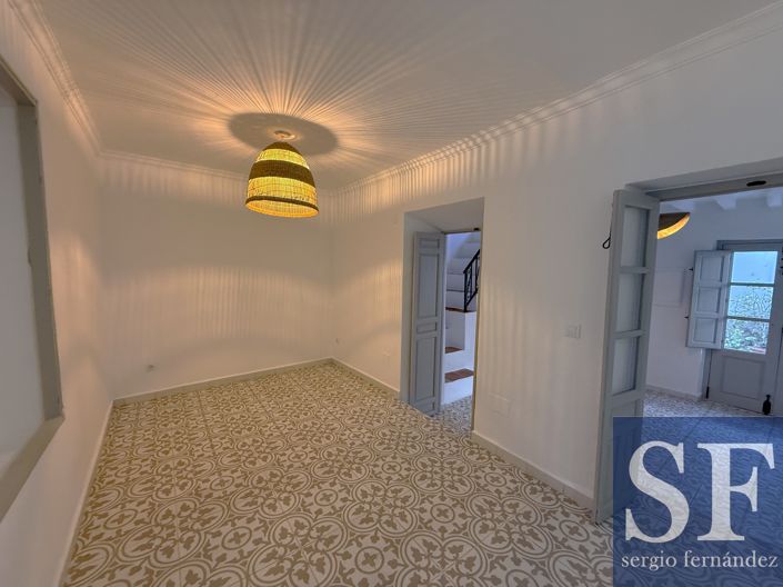 Image No.6-2 Bed Townhouse for sale