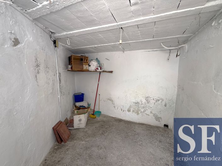 Image No.18-3 Bed Townhouse for sale