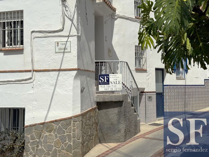 Image No.2-3 Bed Townhouse for sale