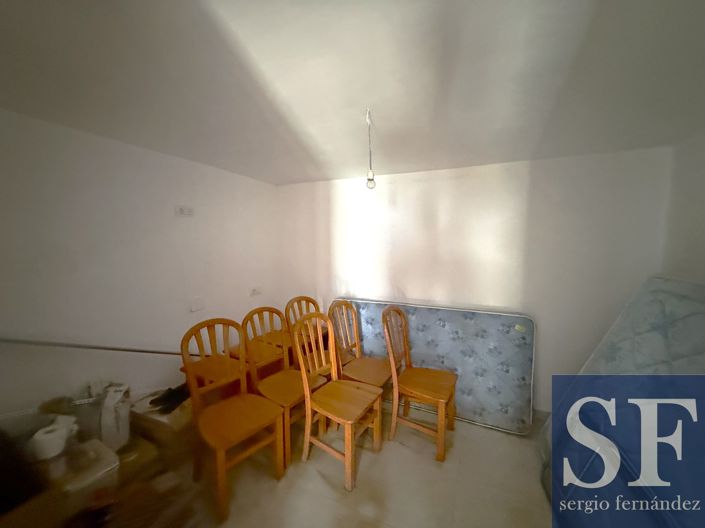 Image No.6-2 Bed Townhouse for sale