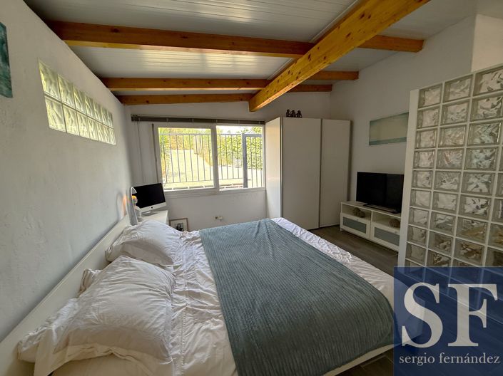 Image No.9-2 Bed Villa for sale