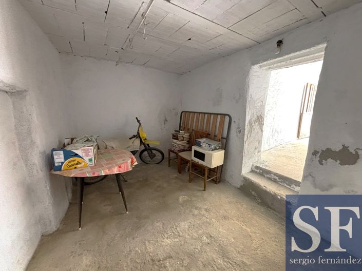 Image No.20-3 Bed Townhouse for sale
