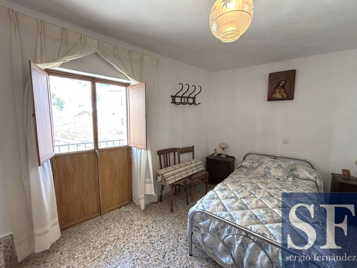Image No.7-3 Bed Townhouse for sale