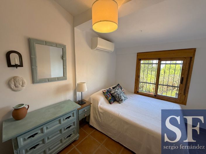 Image No.12-3 Bed Villa for sale