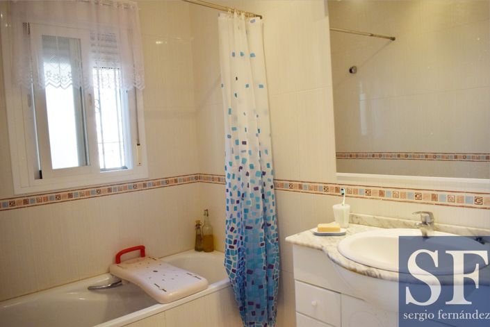 Image No.12-3 Bed Villa for sale